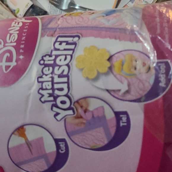 Disney's make your own pillow sham (blue 20)